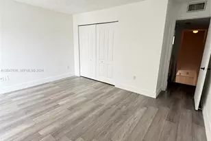 9367 Fontainebleau Blvd, Miami, FL 33172 - Photo 10