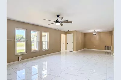 8209 Chaucer Dr, Spring Hill, FL 34607 - Photo 6