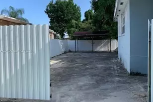 2194 NW 18th Terrace, Miami, FL 33125 - Photo 18