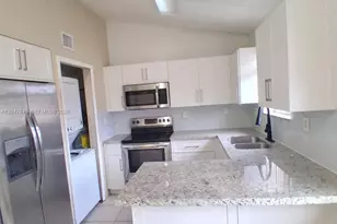 17318 NW 74th Ave, Hialeah, FL 33015 - Photo 2