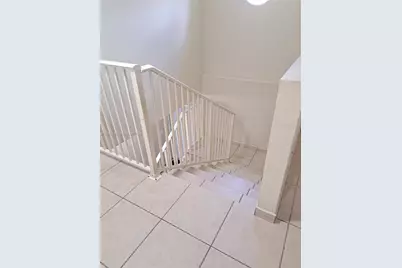 17318 NW 74th Ave #202, Hialeah, FL 33015 - Photo 6
