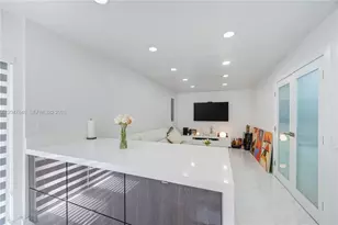 8668 NW 2nd Terrace, Miami, FL 33126 - Photo 10