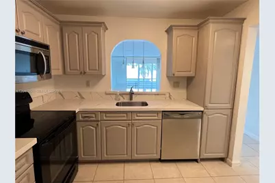 403 NW 68th Ave #206, Plantation, FL 33317 - Photo 4