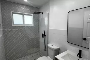 1945 NW 29th St, Miami, FL 33142 - Photo 4