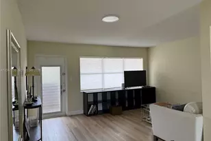 9101 Sunrise Lakes Blvd, Sunrise, FL 33322 - Photo 10