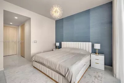 1000 Brickell Plz #PH5203, Miami, FL 33131 - Photo 18