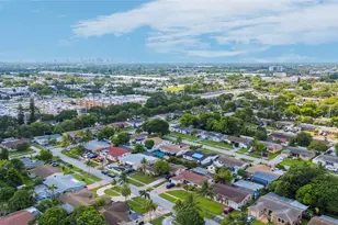 4230 NW 23rd Ct, Lauderhill, FL 33313 - Photo 28