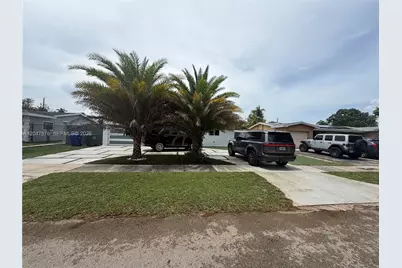 7525 Roosevelt St, Hollywood, FL 33024 - Photo 2