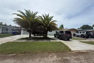 7525 Roosevelt St, Hollywood, FL 33024 - Photo 2