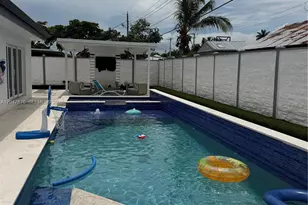 7525 Roosevelt St, Hollywood, FL 33024 - Photo 30