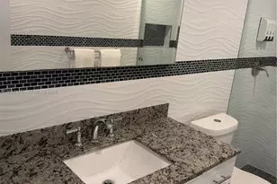 7525 Roosevelt St, Hollywood, FL 33024 - Photo 14