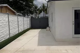 7525 Roosevelt St, Hollywood, FL 33024 - Photo 36