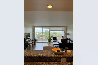 5700 Collins Ave #6J, Miami Beach, FL 33140 - Photo 12