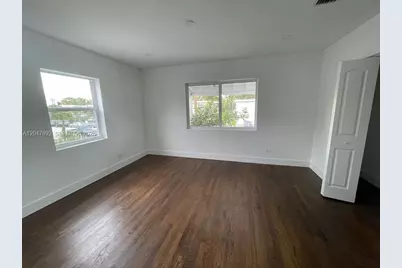 757 85th St, Miami Beach, FL 33141 - Photo 32