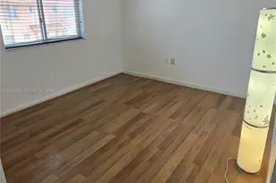 8075 NW 8th St, Miami, FL 33126 - Photo 20