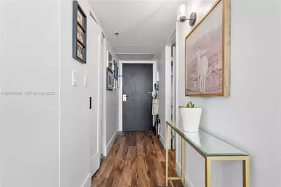 555 NE 15th St #518, Miami, FL 33132 - Photo 16