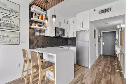 555 NE 15th St #518, Miami, FL 33132 - Photo 10