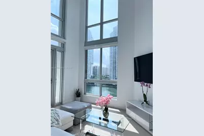 300 S Biscayne Blvd #L-814, Miami, FL 33131 - Photo 20