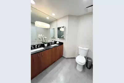 300 S Biscayne Blvd #L-814, Miami, FL 33131 - Photo 6