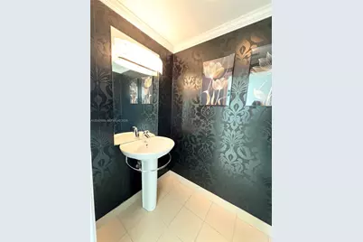 300 S Biscayne Blvd #L-814, Miami, FL 33131 - Photo 16
