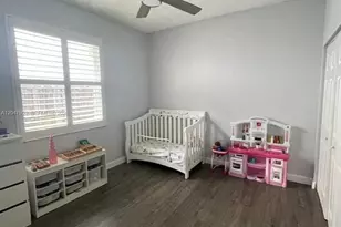 10644 Edinburgh St, Cooper City, FL 33026 - Photo 14