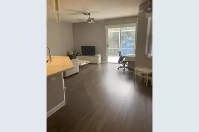 10644 Edinburgh St, Cooper City, FL 33026 - Photo 10
