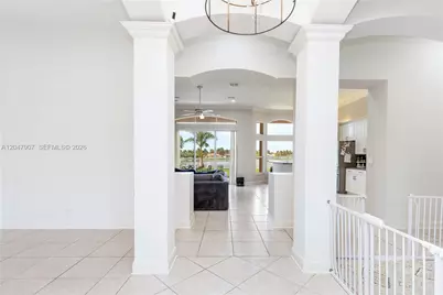 18500 SW 7th St, Pembroke Pines, FL 33029 - Photo 24