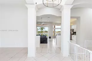 18500 SW 7th St, Pembroke Pines, FL 33029 - Photo 24
