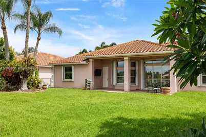 18500 SW 7th St, Pembroke Pines, FL 33029 - Photo 14