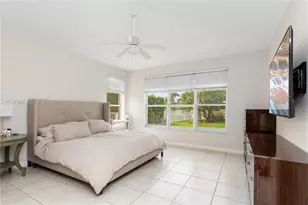 18500 SW 7th St, Pembroke Pines, FL 33029 - Photo 16