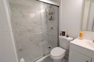 9140 Fontainebleau Blvd, Miami, FL 33172 - Photo 20