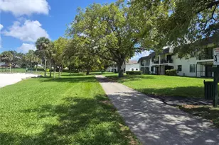 14913 SW 104th St, Miami, FL 33196 - Photo 12