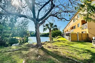 6245 Kendale Lakes Circle, Miami, FL 33183 - Photo 2