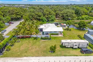 13770 SW 192nd St, Miami, FL 33177 - Photo 2