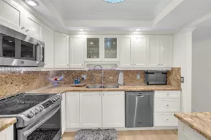 2851 NE 183rd St, Aventura, FL 33160 - Photo 20