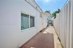 5800 SW 20th St, Miami, FL 33155 - Photo 20