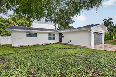 2201 NW 81st Ave, Sunrise, FL 33322 - Photo 4