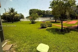 1501 NE 191st St, Miami, FL 33179 - Photo 2