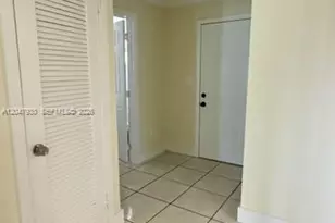 1501 NE 191st St, Miami, FL 33179 - Photo 16