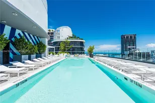 55 SW 9th St, Miami, FL 33130 - Photo 16