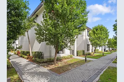4388 NW 81st Ave #4388, Doral, FL 33166 - Photo 2