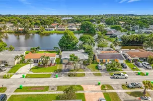 11541 NW 31st Pl, Sunrise, FL 33323 - Photo 14