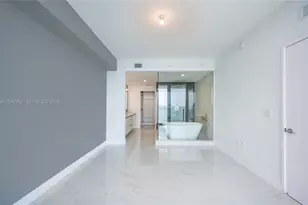 700 NE 24th St, Miami, FL 33137 - Photo 12