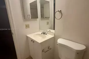 100 NW 76th Ave, Plantation, FL 33324 - Photo 14