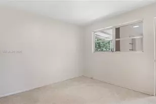 19200 NW 44th Ave, Miami Gardens, FL 33055 - Photo 34
