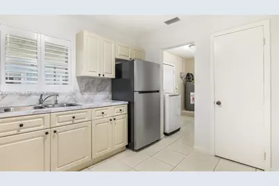 19200 NW 44th Ave, Miami Gardens, FL 33055 - Photo 18