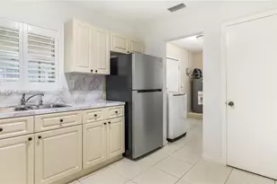 19200 NW 44th Ave, Miami Gardens, FL 33055 - Photo 18