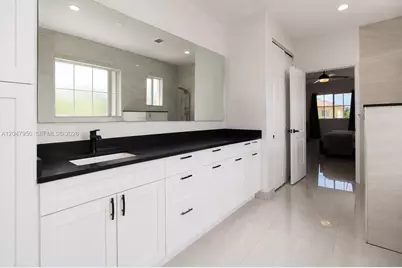 1351 NE 41st Pl, Homestead, FL 33033 - Photo 14