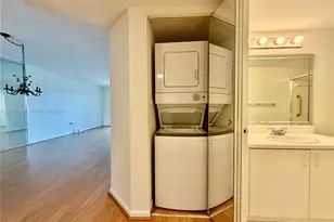 1351 SW 141st Ave, Pembroke Pines, FL 33027 - Photo 24