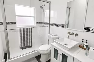 11264 NW 58th Terrace, Doral, FL 33178 - Photo 10